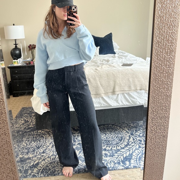 Aritzia Black Wide-Leg Trousers - Picture 16 of 16